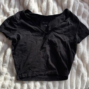 wild fable Black V-Neck Short Sleeve Cropped Tee